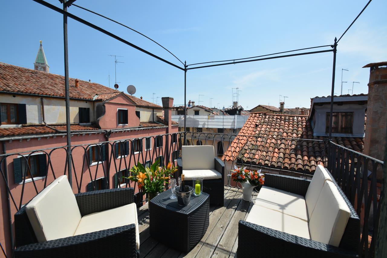 Ve.n.i.ce Cera Casa Dolce